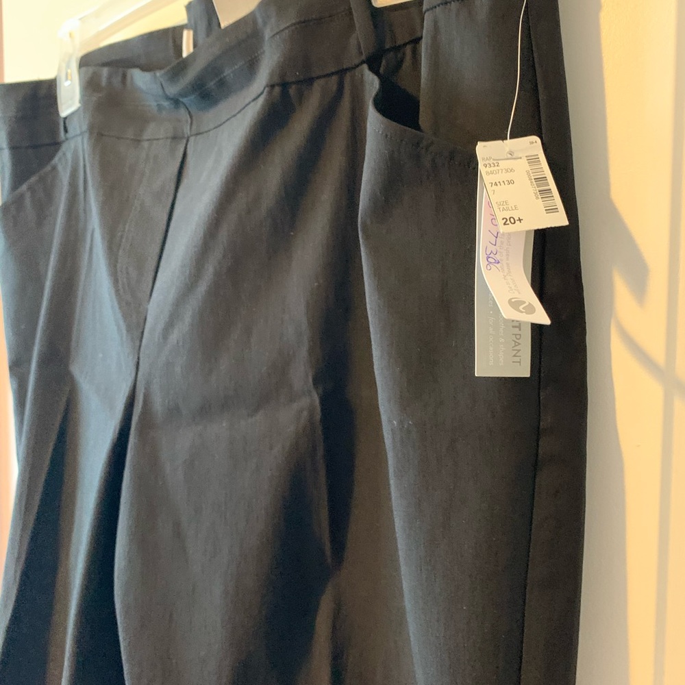 Reitmans pants - Picture 3 of 4